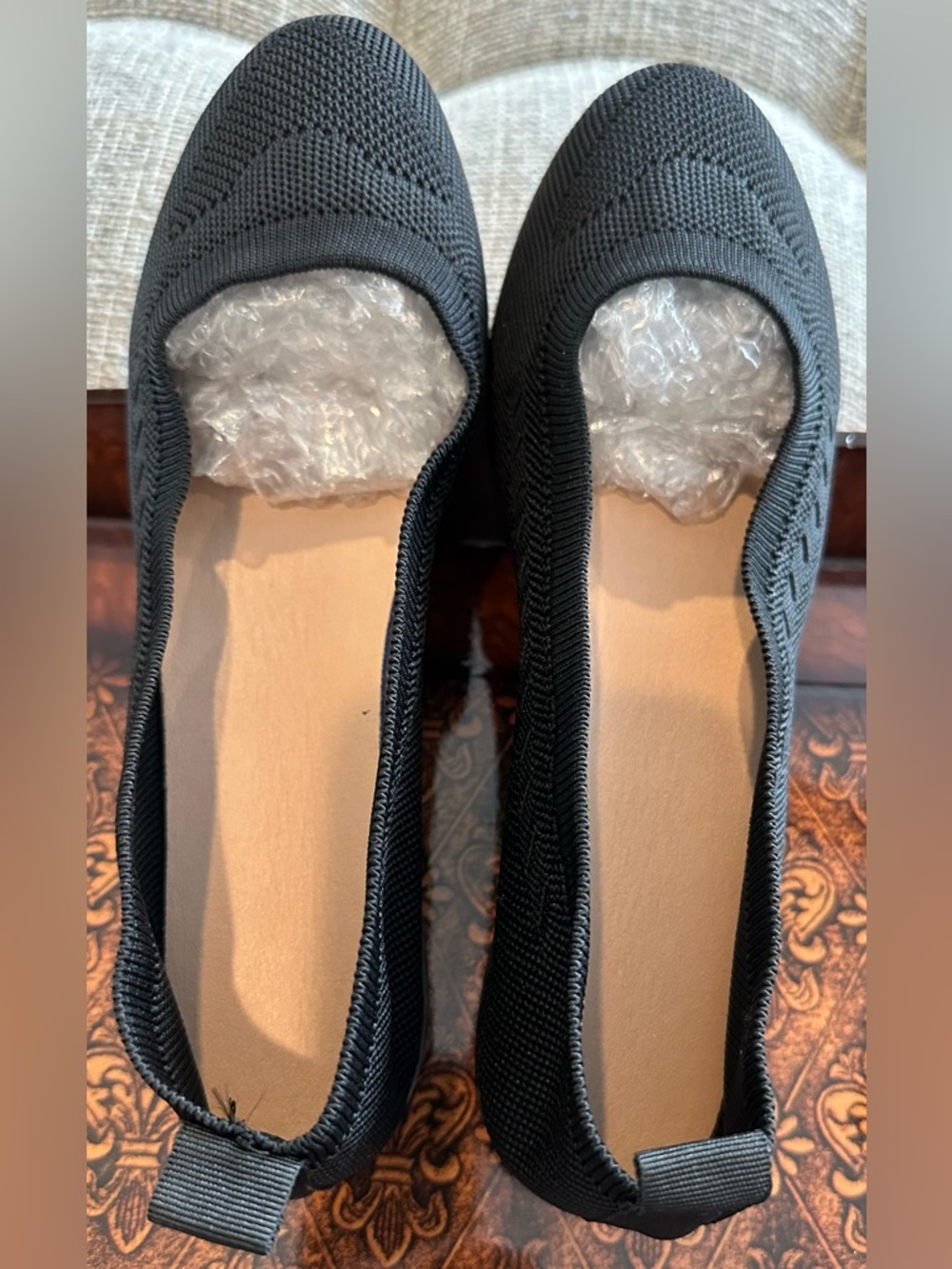 Women’s Black Stretch Breathable Knit Slip-On Wedge Shoe Non Slip Size 8-8.5 NEW